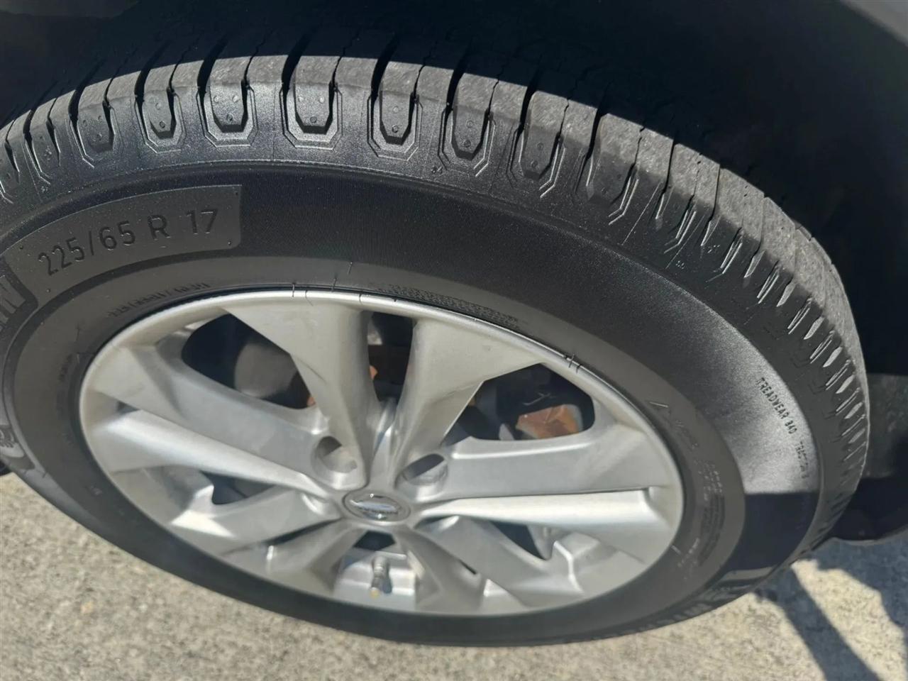 Nissan Rogue SV AWD 2016