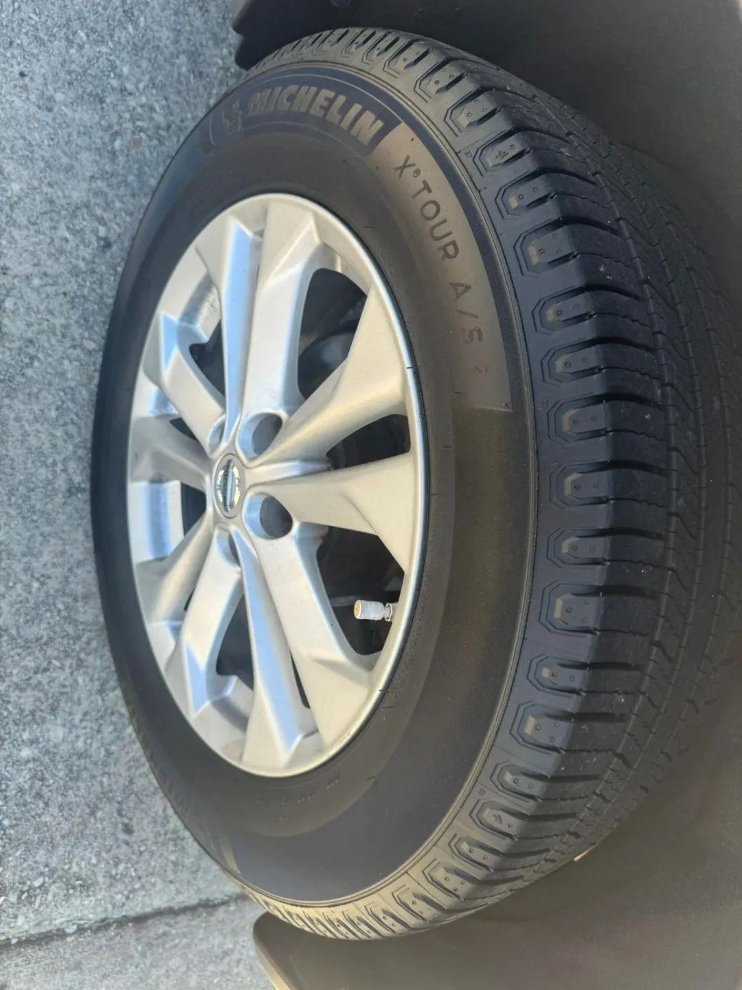 Nissan Rogue SV AWD 2016
