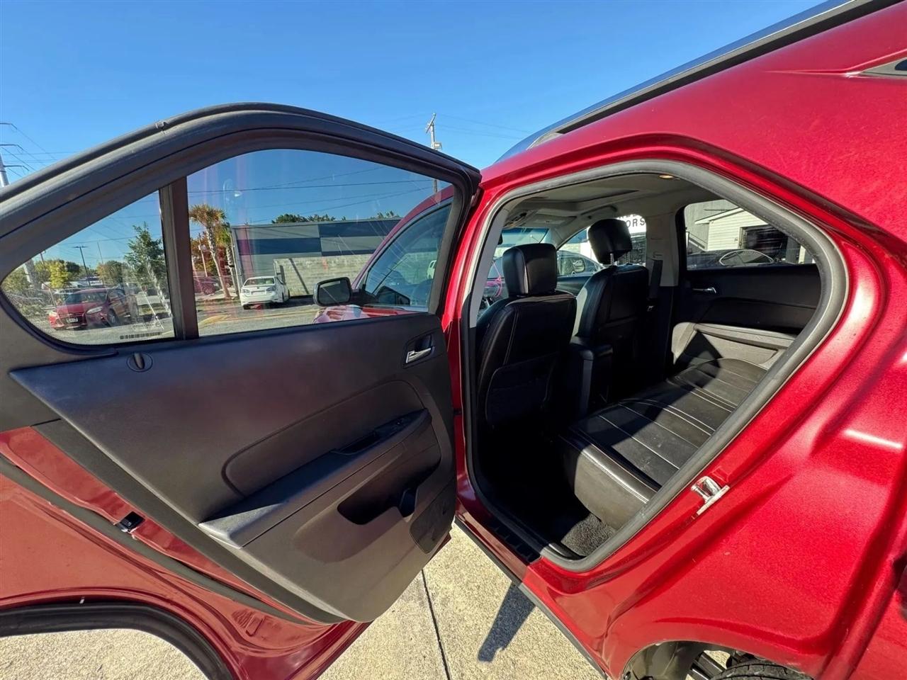 Chevrolet Equinox LTZ 2WD 2011
