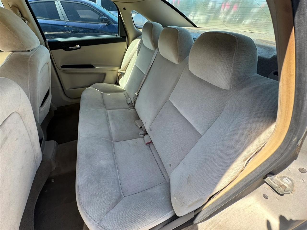 Chevrolet Impala LT 2010