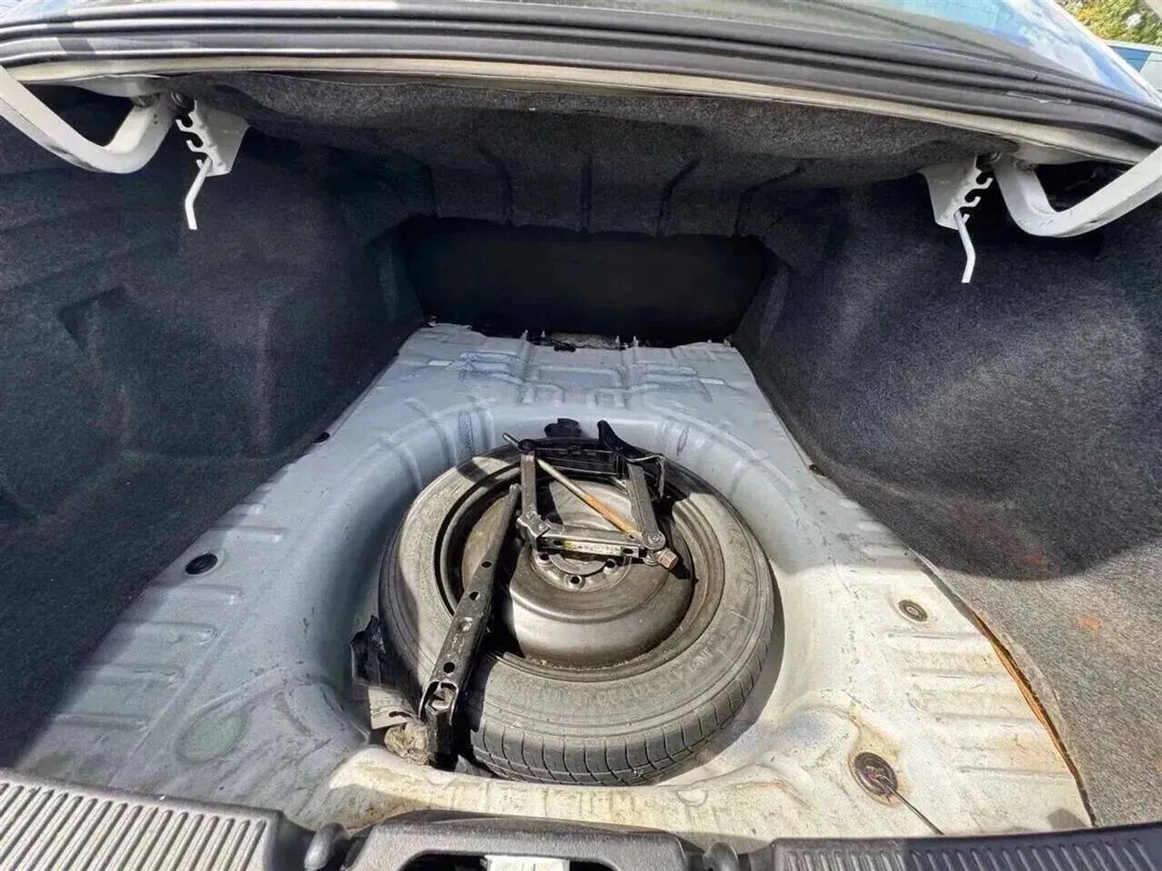 Ford Taurus SE 2006
