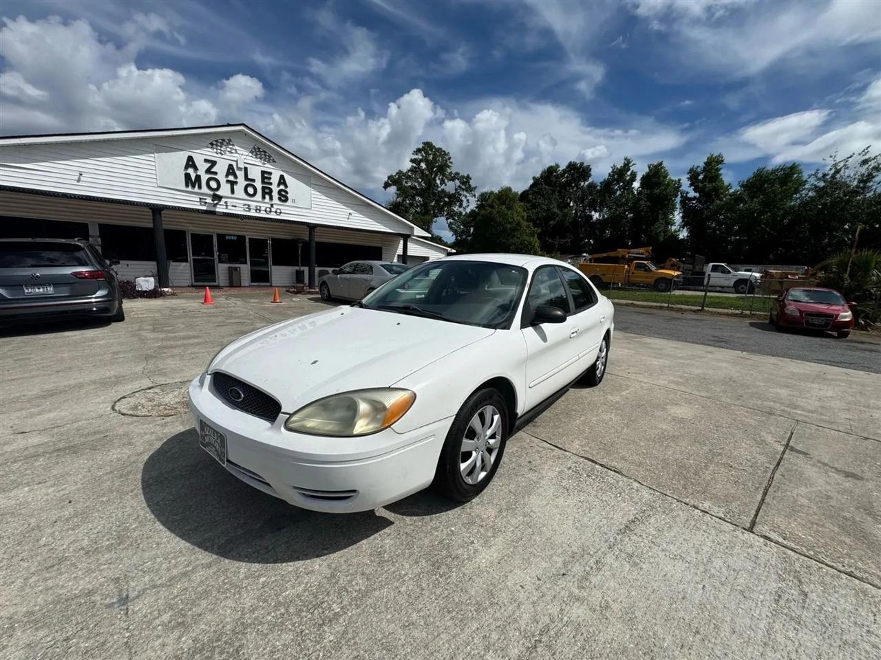 Ford Taurus SE 2006
