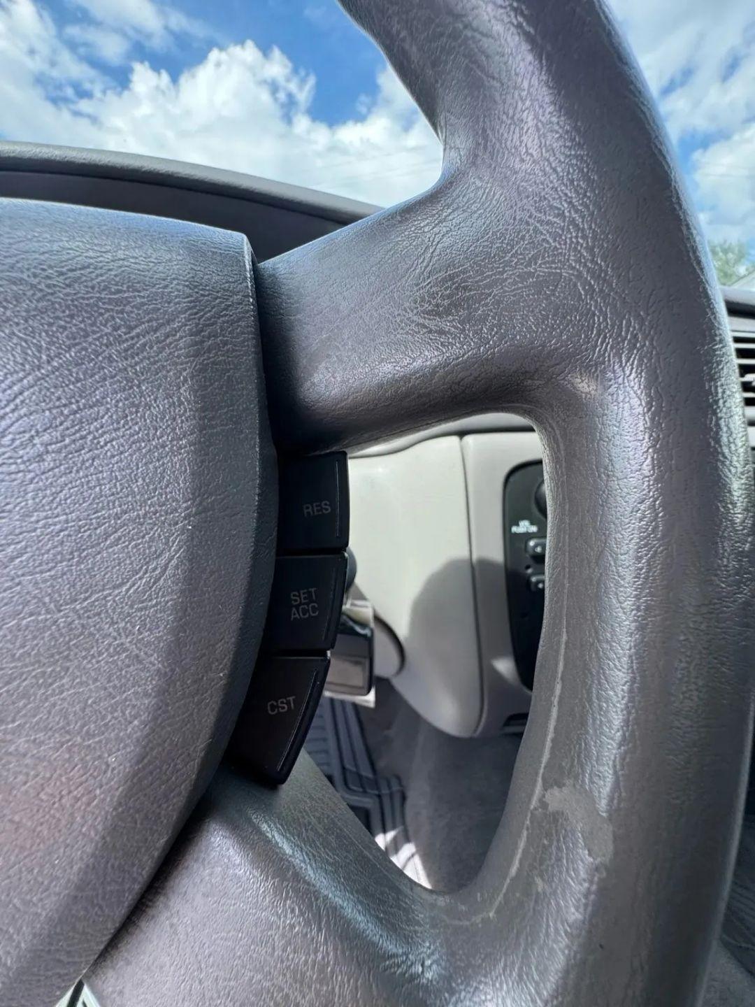Ford Taurus SE 2006