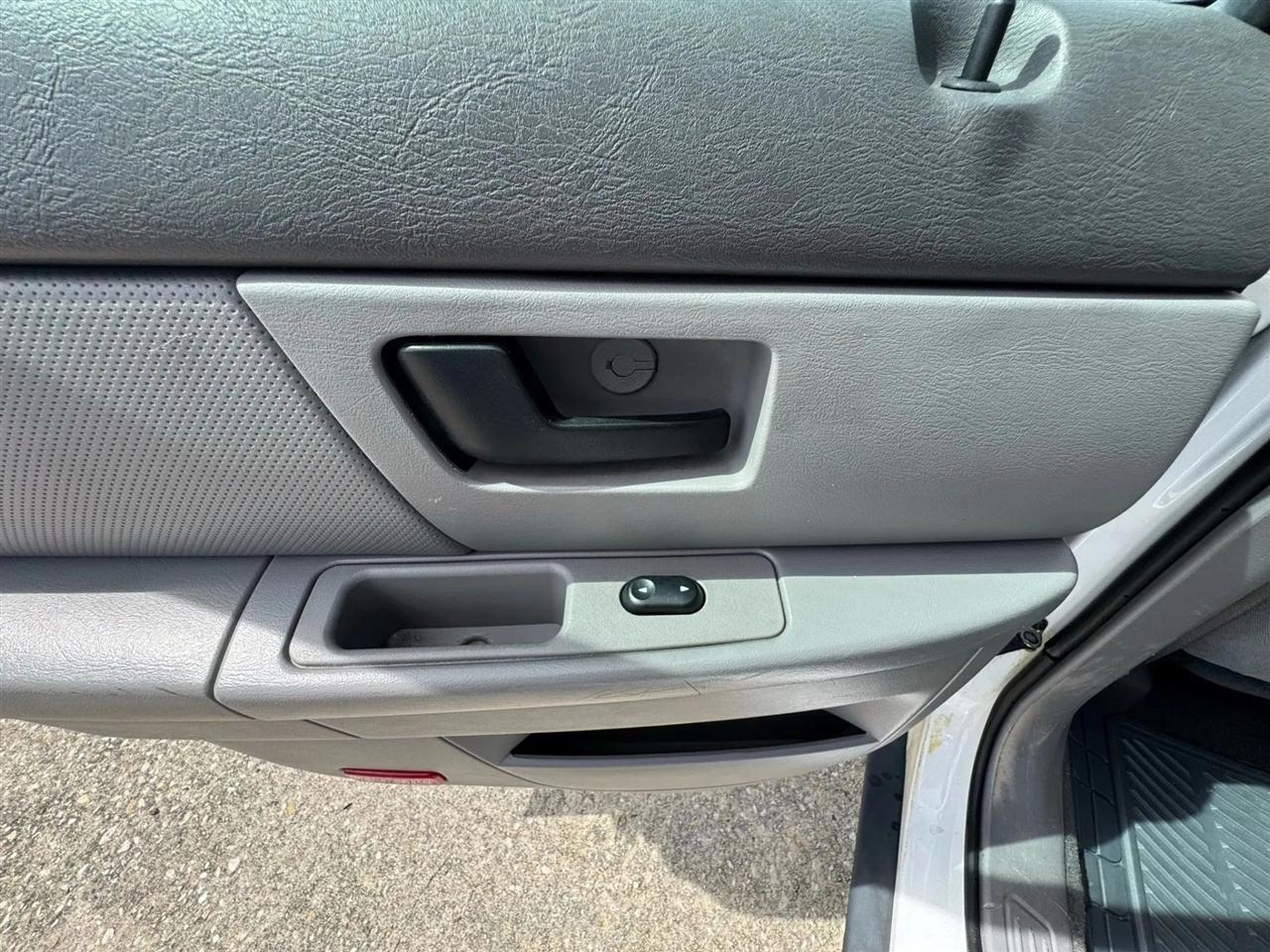 Ford Taurus SE 2006