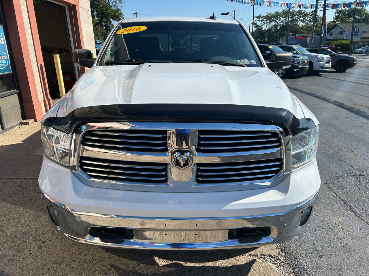 RAM 1500 SLT Crew Cab SWB 4WD 2016 RAM 1500 SLT Crew Cab SWB 4WD 2016