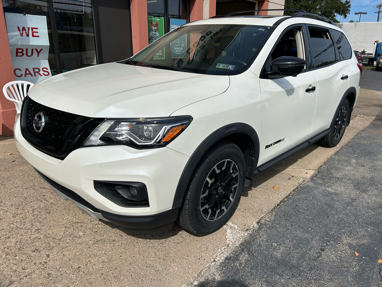 2020 Nissan Pathfinder SL Rock Creek photo 2