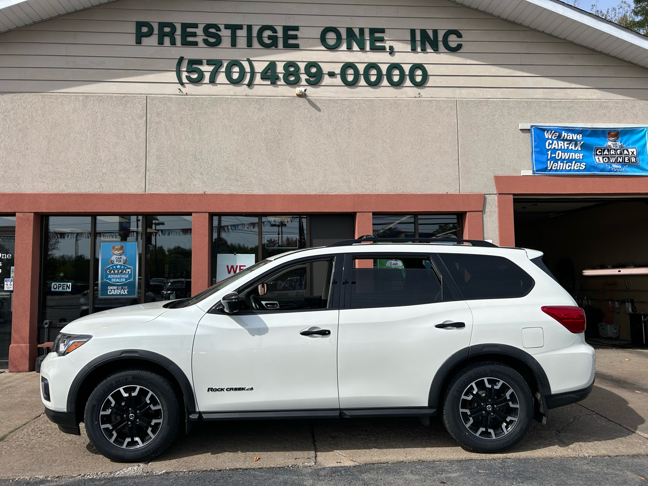 2020 Nissan Pathfinder SL Rock Creek photo 3
