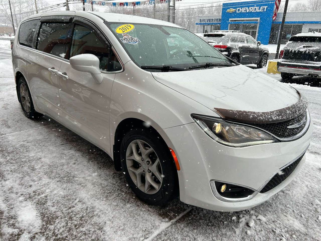 Chrysler Pacifica Touring Plus 2019