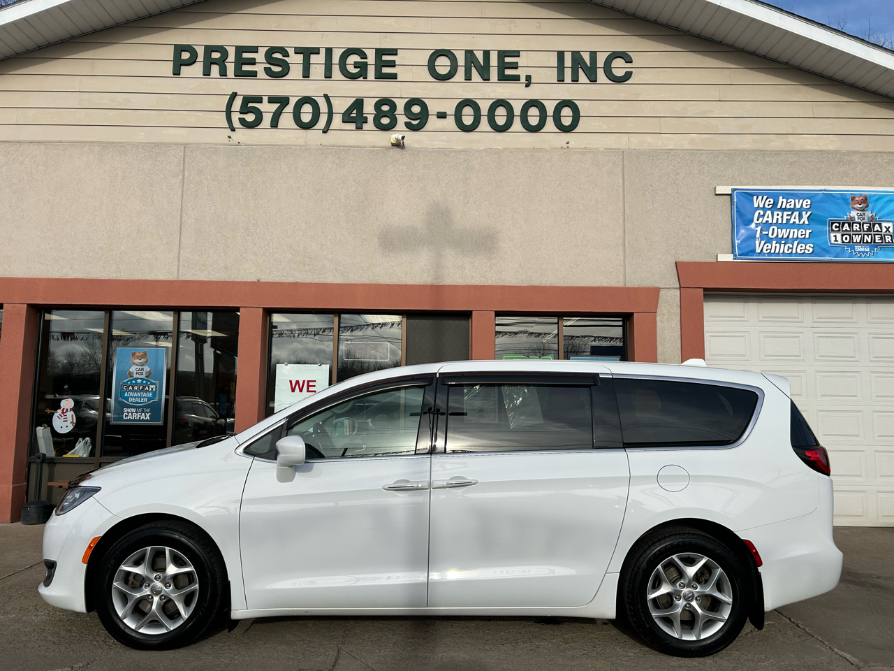 Chrysler Pacifica Touring Plus 2019