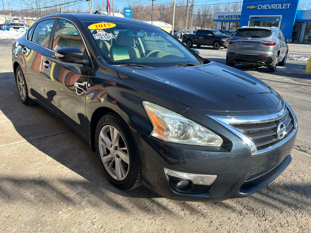 Nissan Altima 2.5 SV 2015