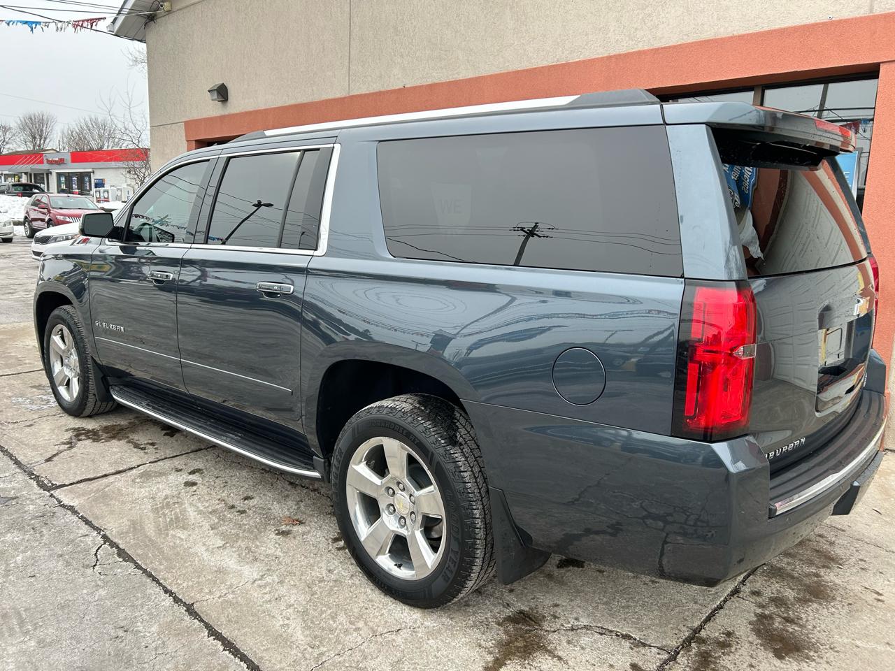 Chevrolet Suburban Premier 4WD 2019