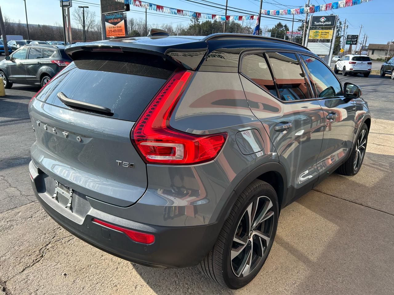 Volvo XC40 T5 R-Design AWD 2021
