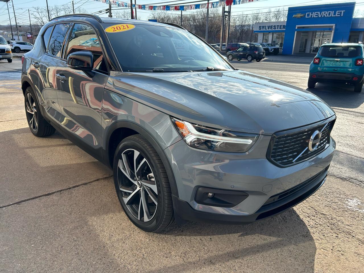 Volvo XC40 T5 R-Design AWD 2021