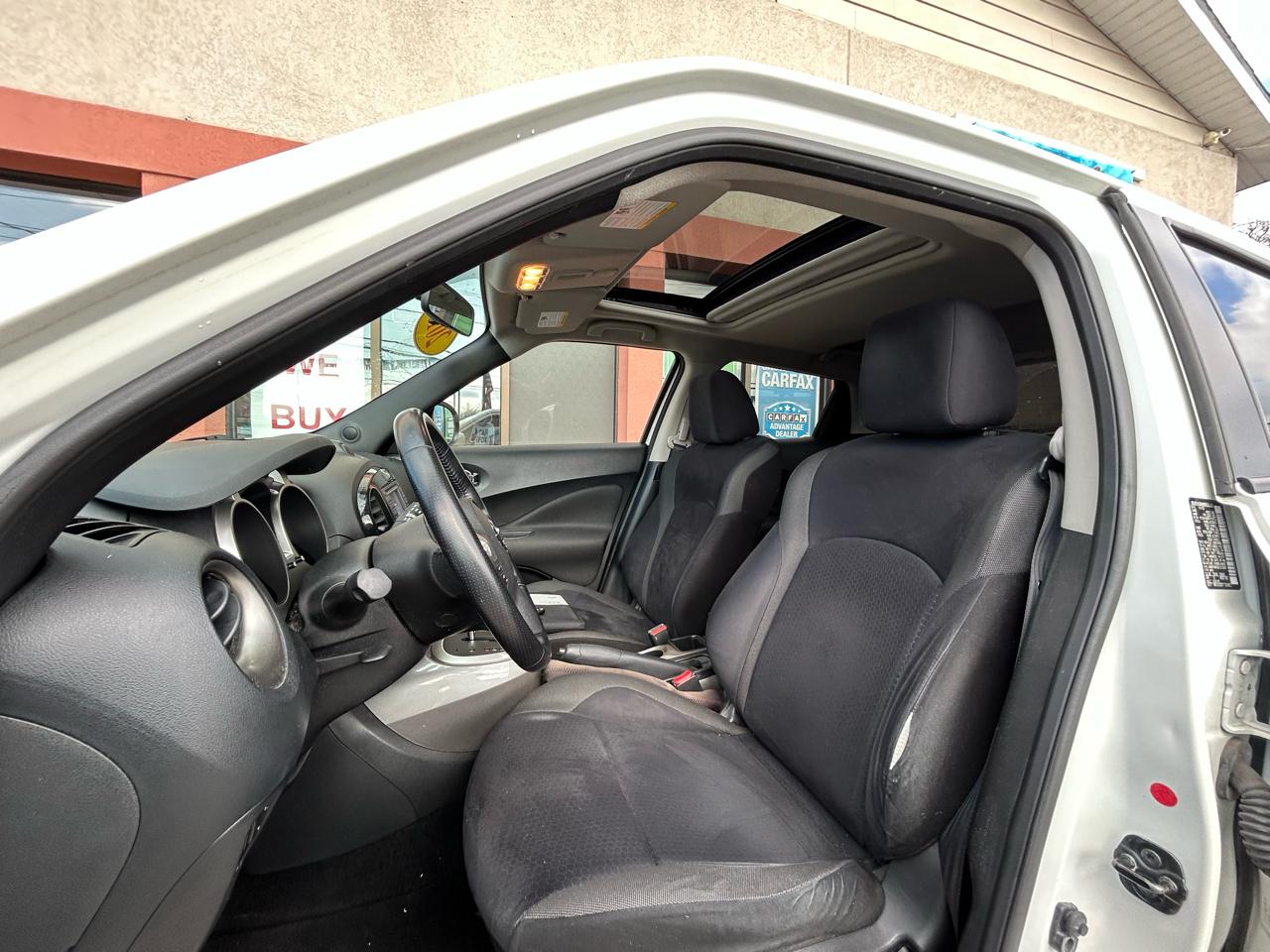 Nissan Juke SV AWD 2013