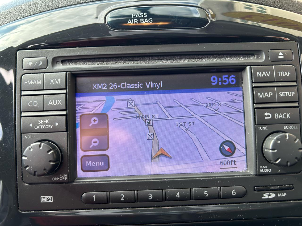 Nissan Juke SV AWD 2013