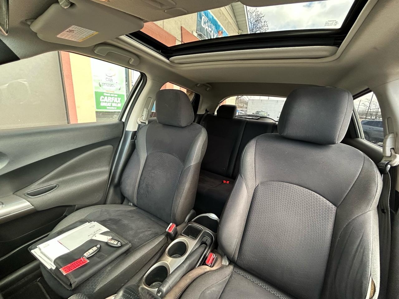 Nissan Juke SV AWD 2013