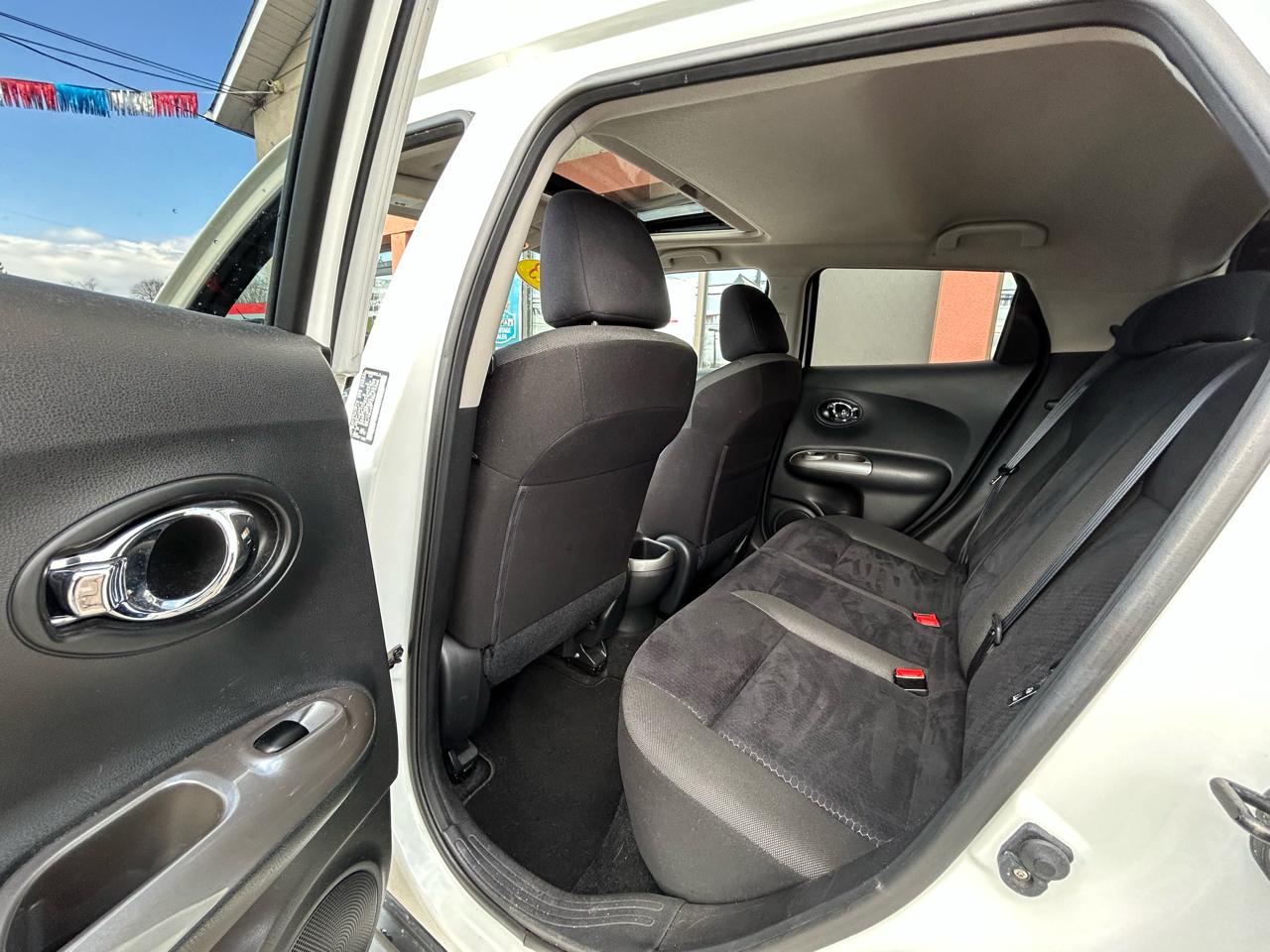 Nissan Juke SV AWD 2013