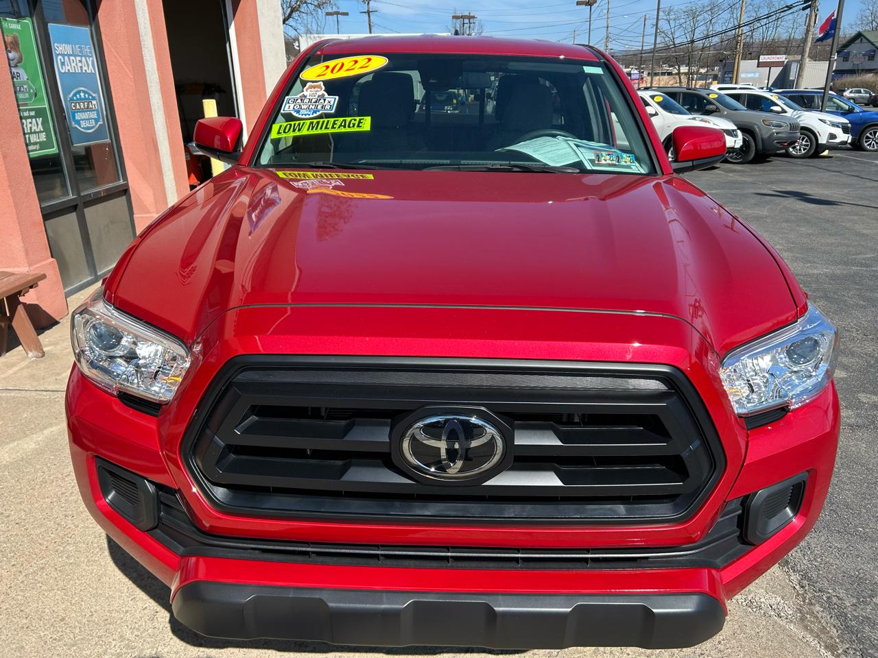 Toyota Tacoma SR Access Cab 6' Bed I4 4x4 AT (Natl) 2022