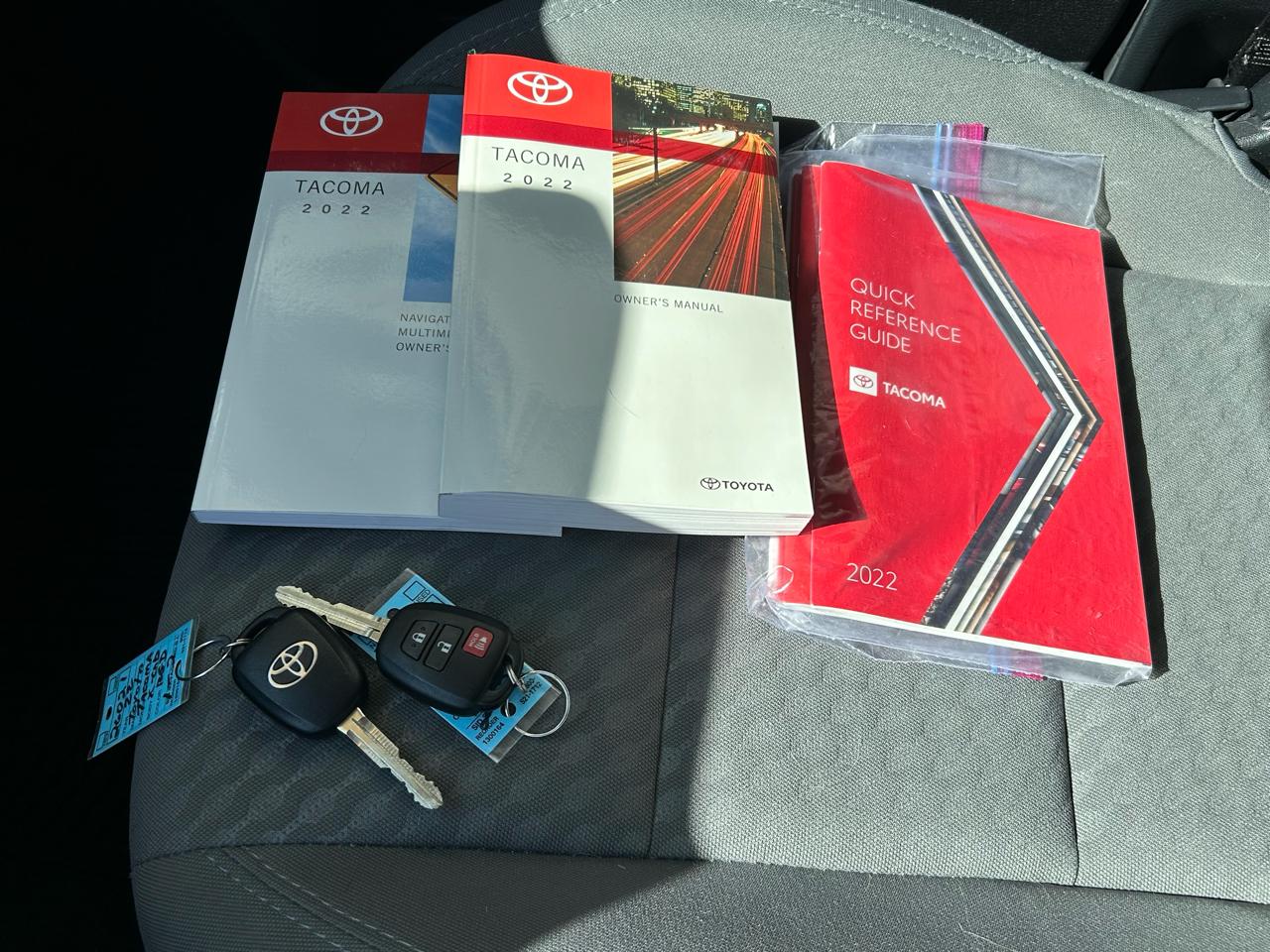 Toyota Tacoma SR Access Cab 6' Bed I4 4x4 AT (Natl) 2022