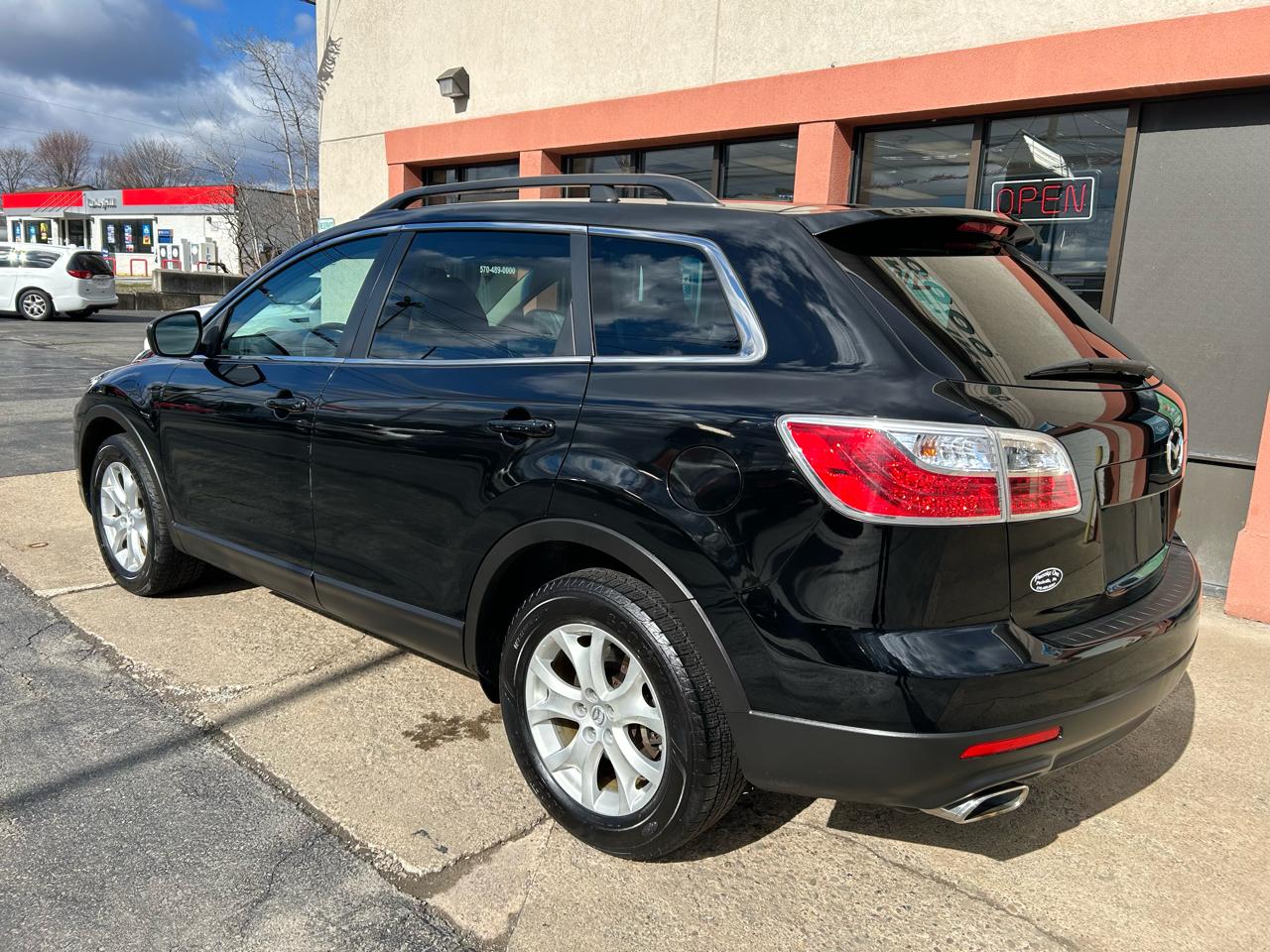 Mazda CX-9 Touring AWD 2011