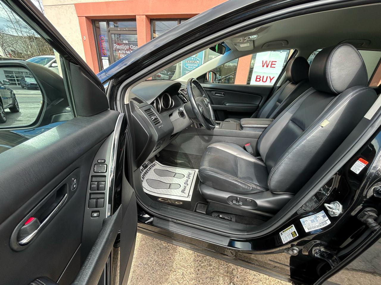 Mazda CX-9 Touring AWD 2011