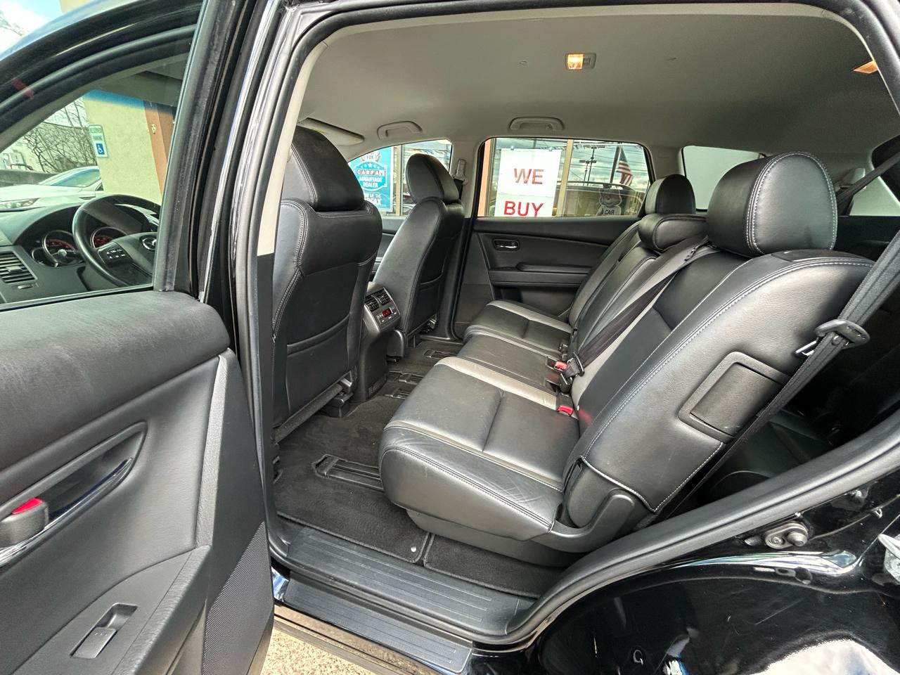 Mazda CX-9 Touring AWD 2011