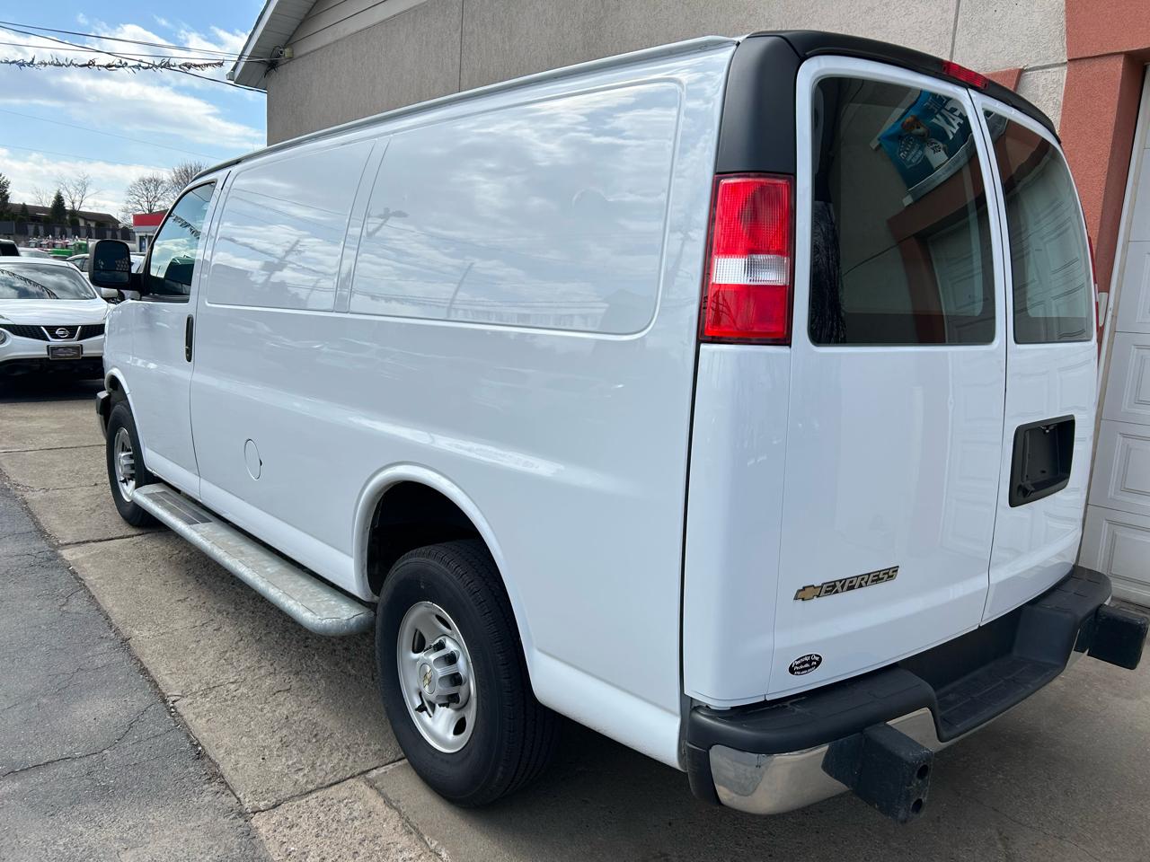 Chevrolet Express 2500 Cargo 2024