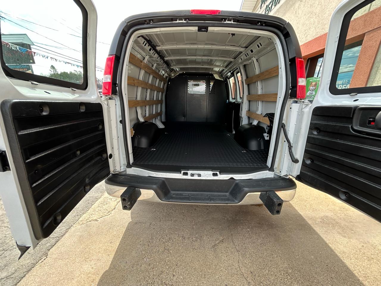 Chevrolet Express 2500 Cargo 2024