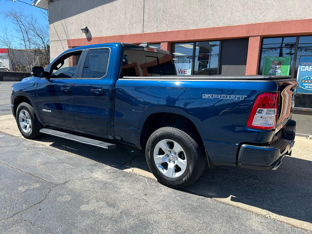 RAM 1500 Big Horn Quad Cab 4WD 2022