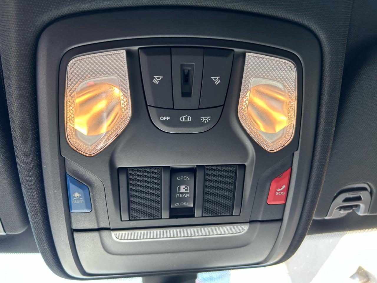 RAM 1500 Big Horn Quad Cab 4WD 2022