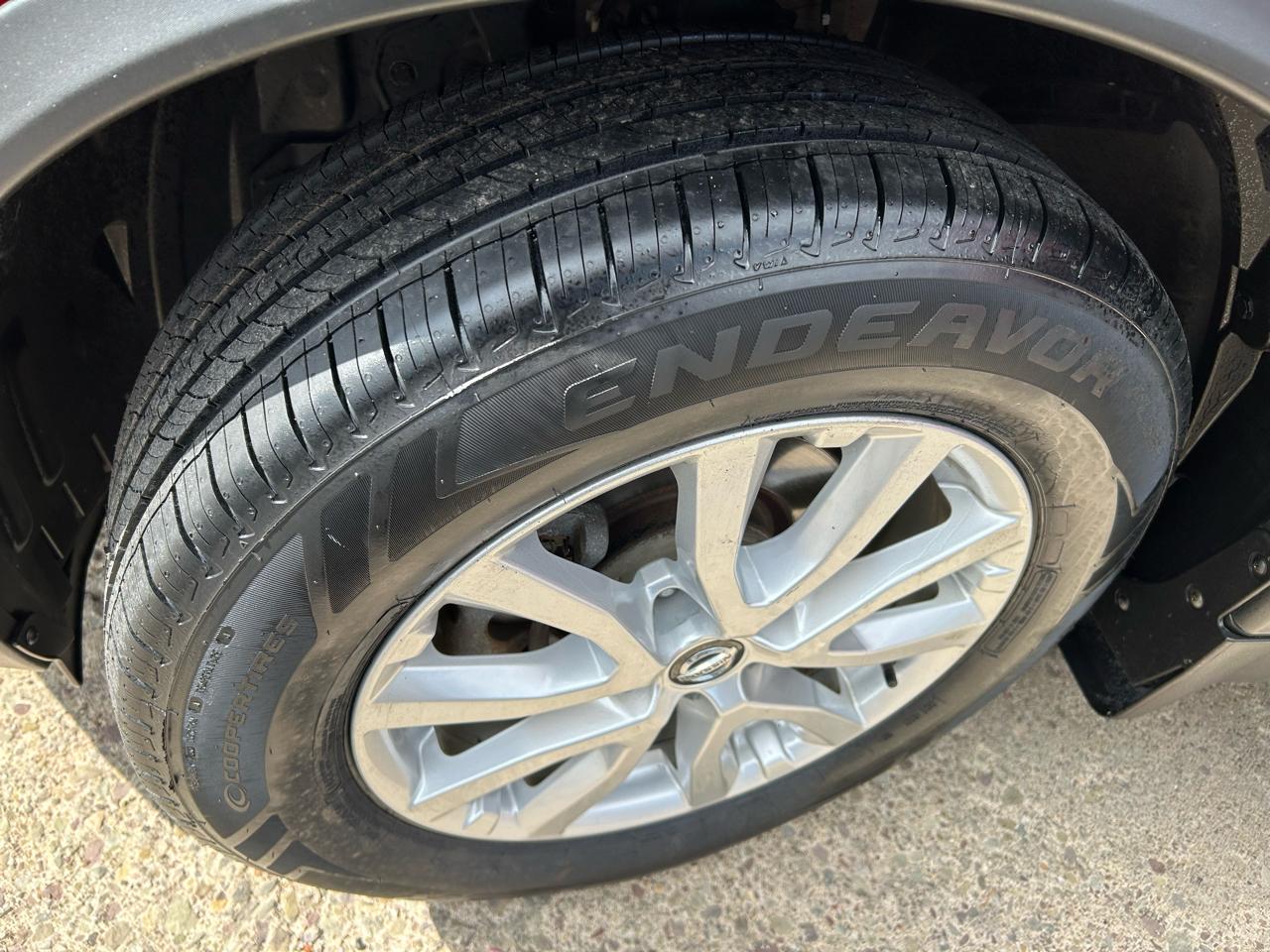 Nissan Rogue SV AWD 2017