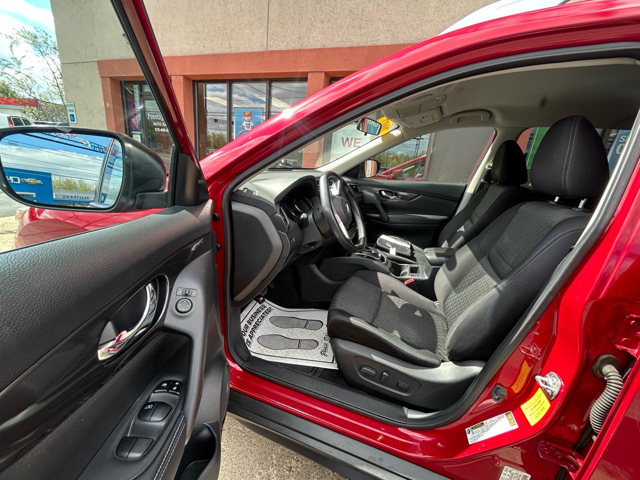 Nissan Rogue SV AWD 2017