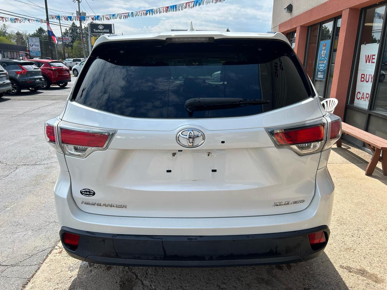 Toyota Highlander XLE AWD V6 2015