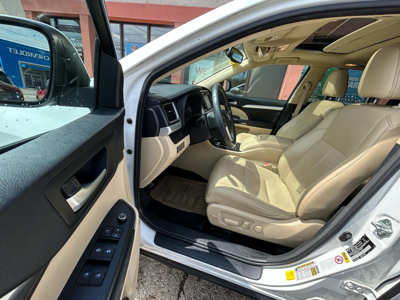 Toyota Highlander XLE AWD V6 2015