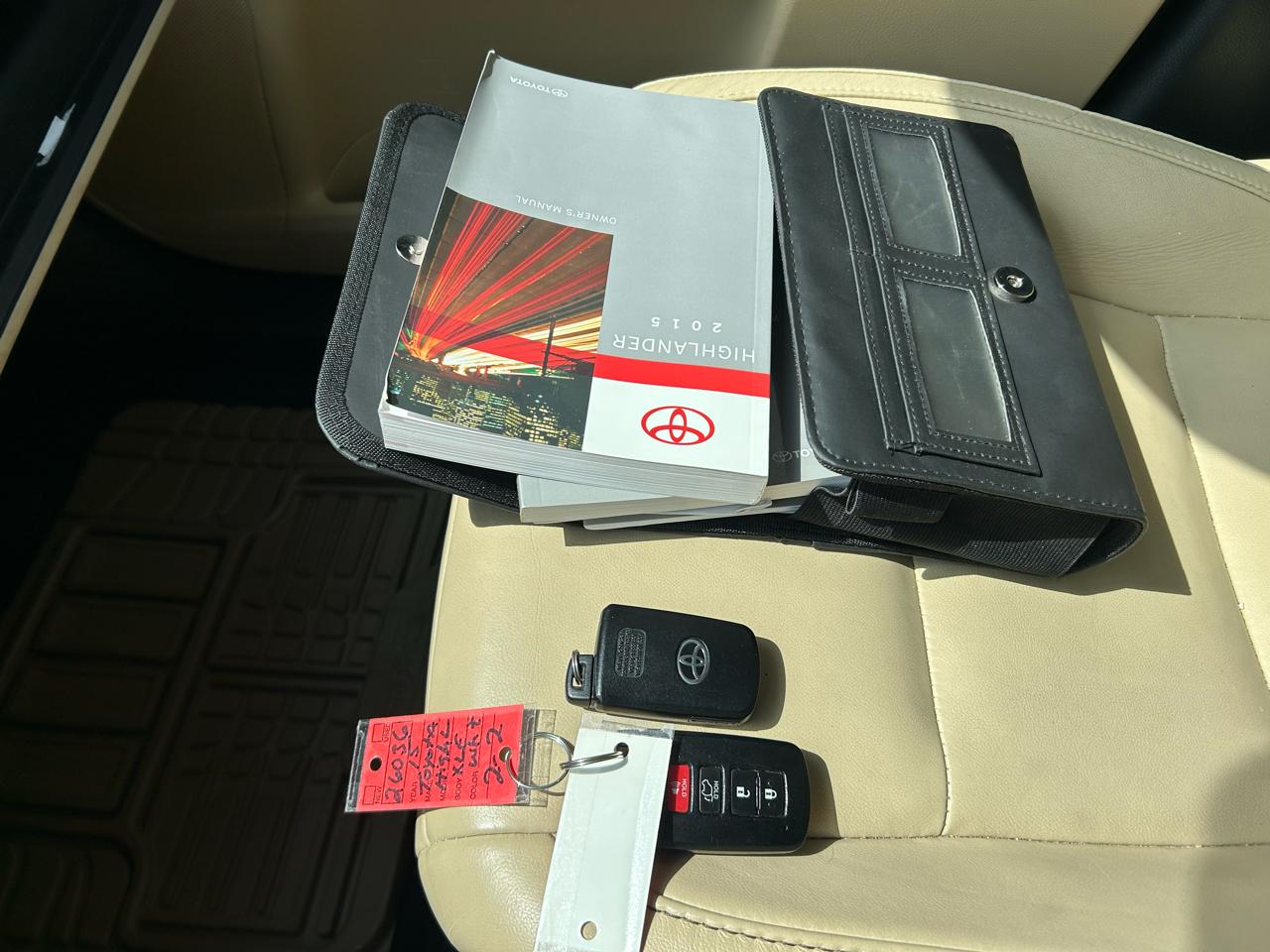 Toyota Highlander XLE AWD V6 2015