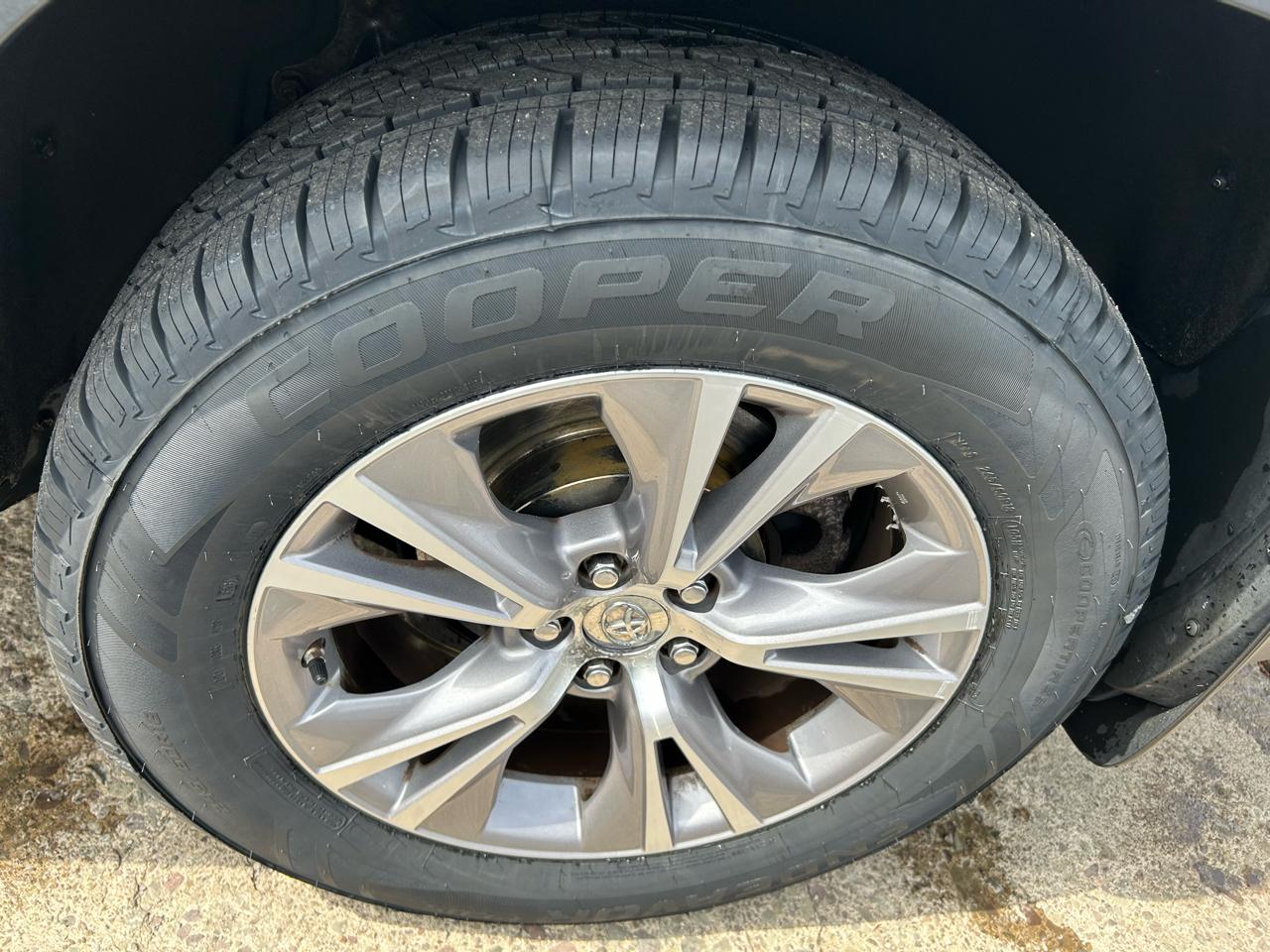 Toyota Highlander XLE AWD V6 2015