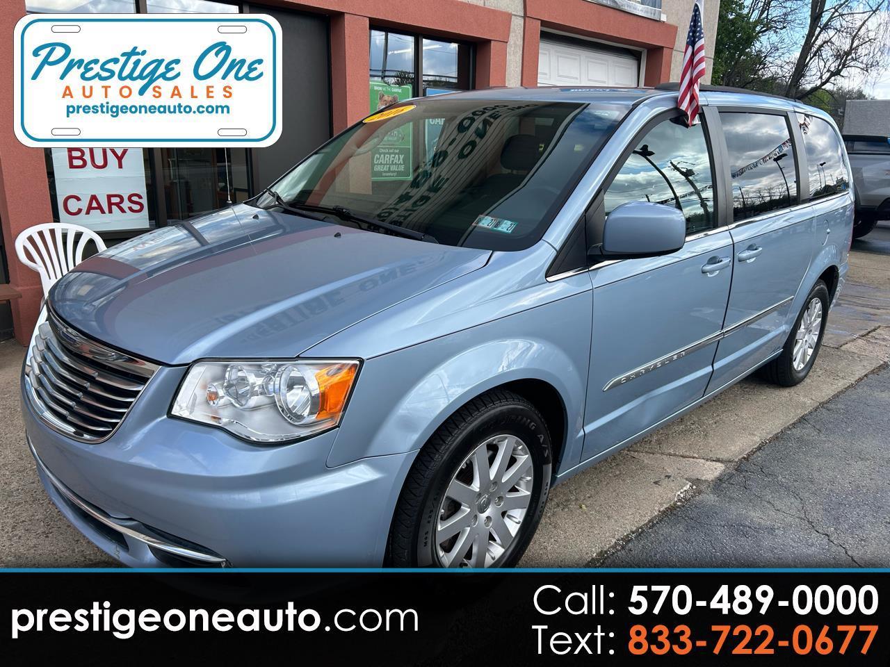 2016 Chrysler Town & Country Touring