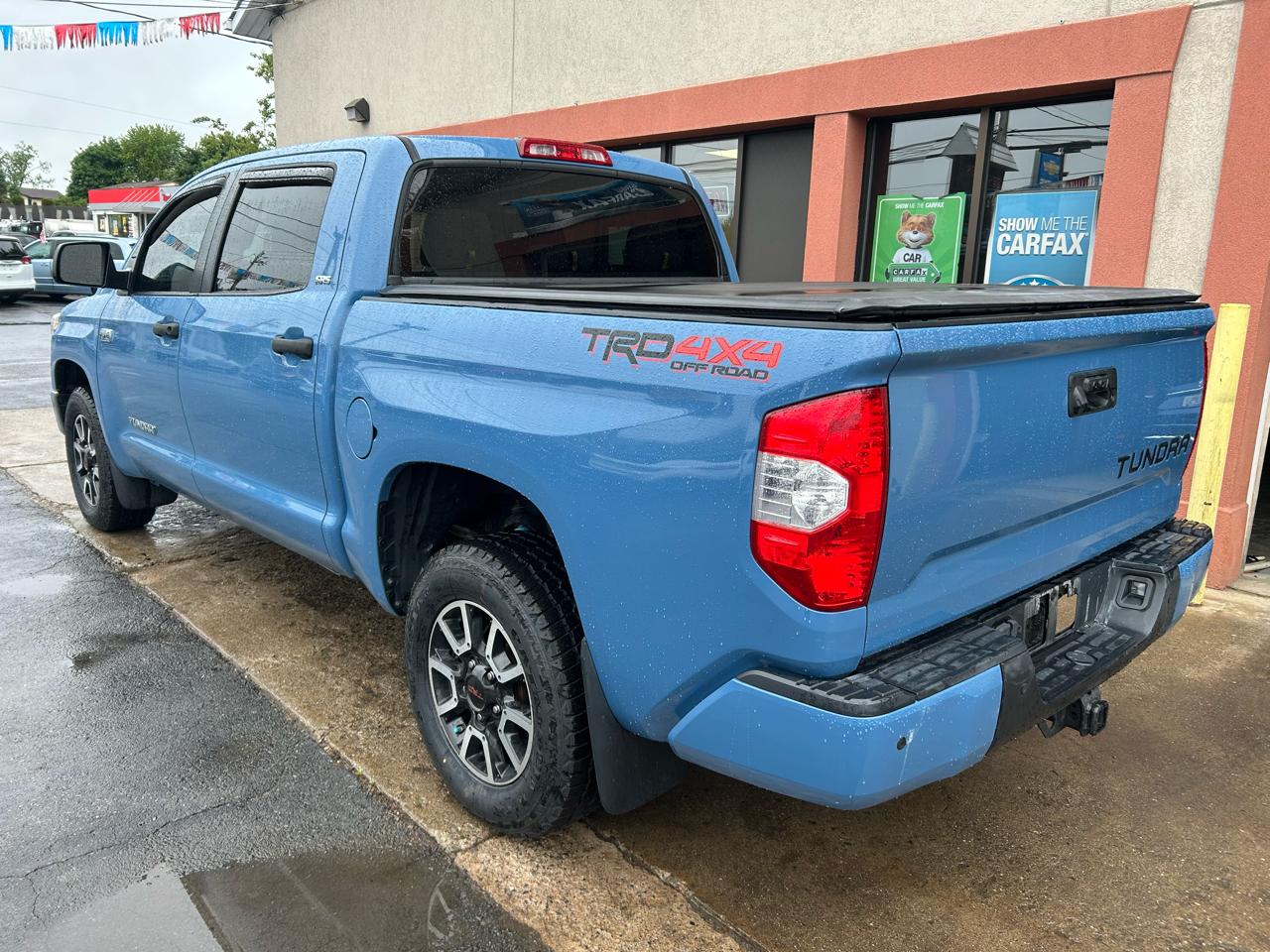 Toyota Tundra SR5 5.7L V8 CrewMax 4WD 2019