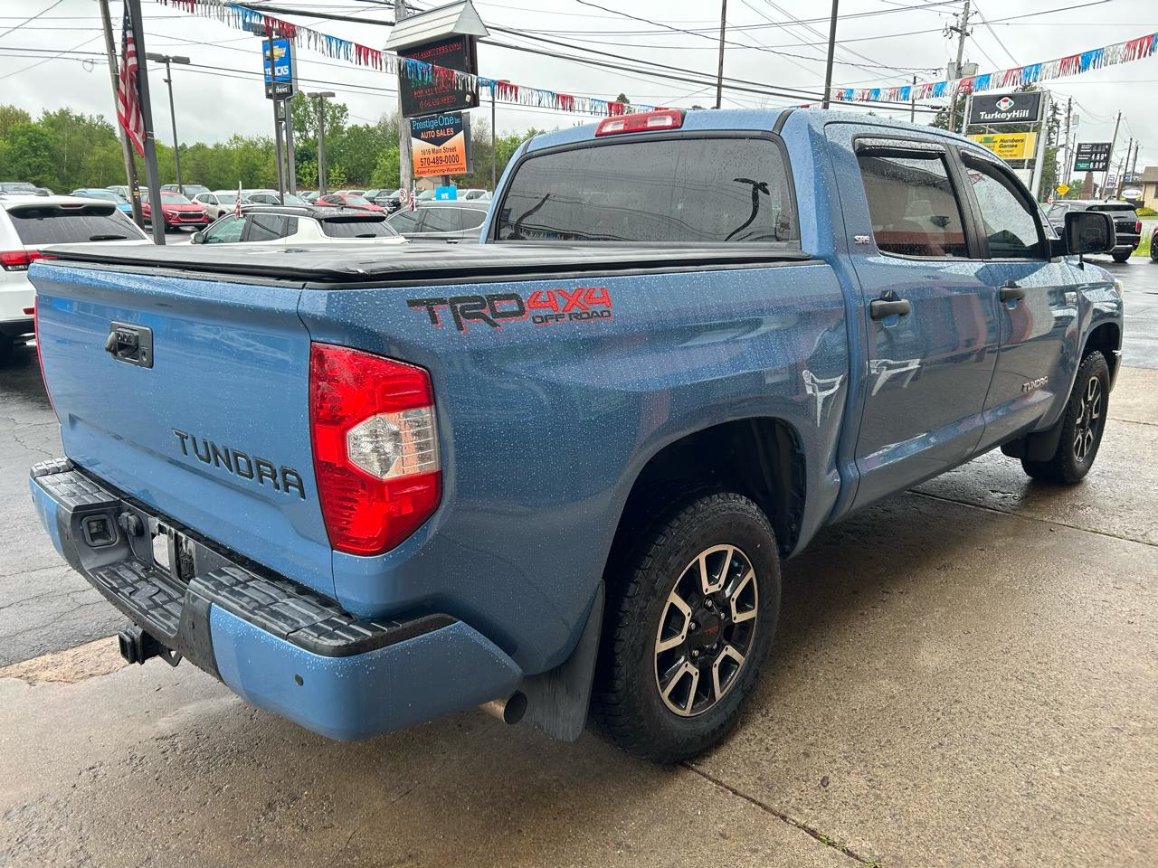 Toyota Tundra SR5 5.7L V8 CrewMax 4WD 2019