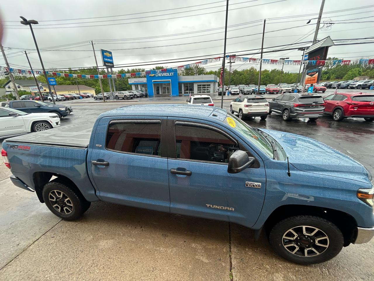Toyota Tundra SR5 5.7L V8 CrewMax 4WD 2019