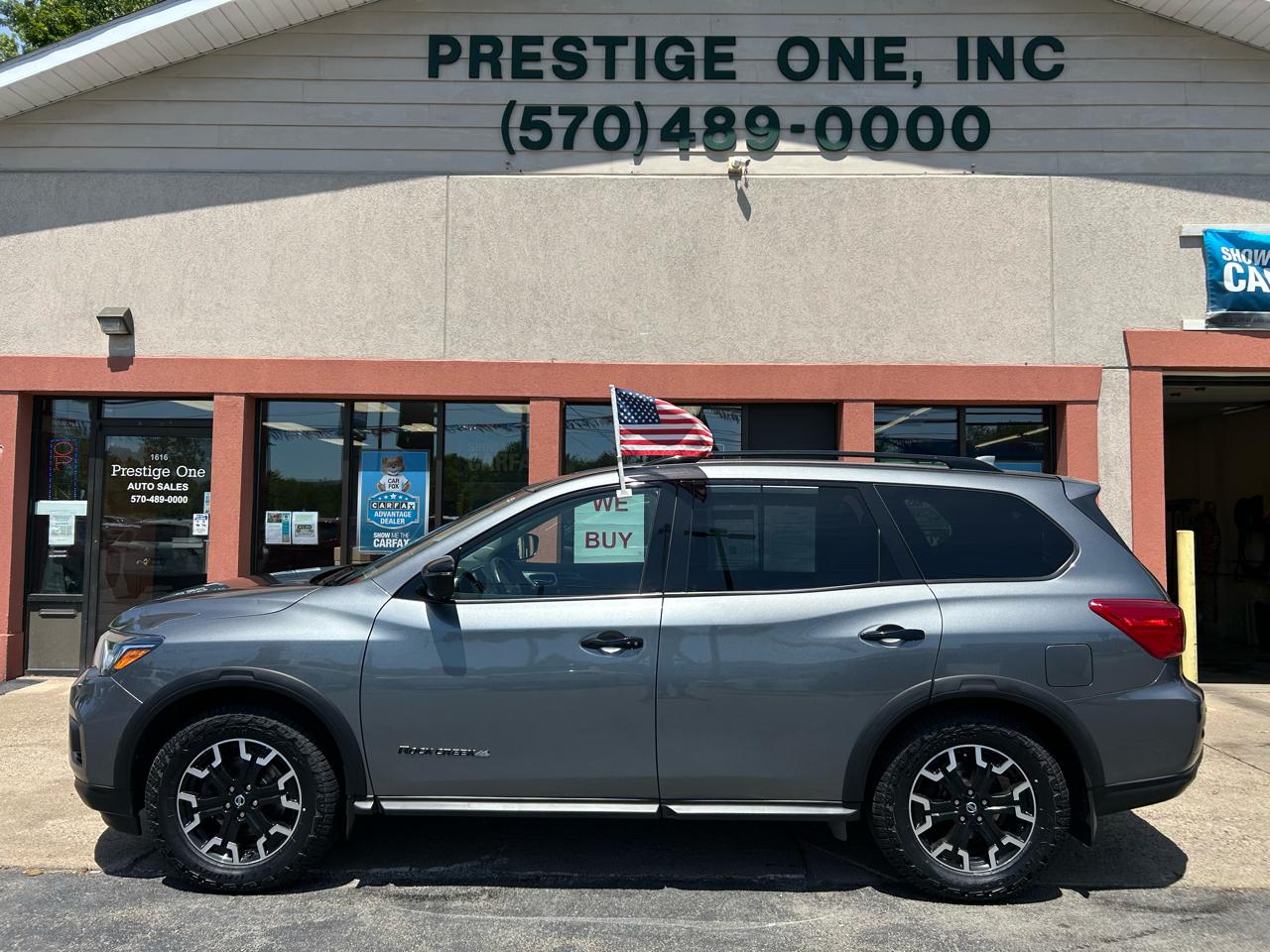 Nissan Pathfinder  2020