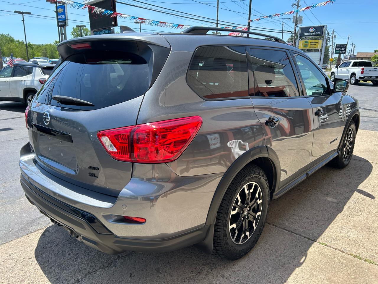 Nissan Pathfinder  2020