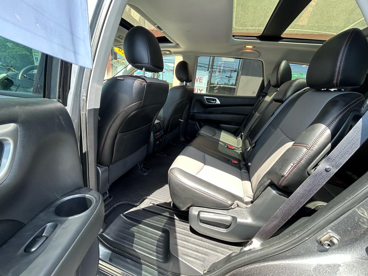 Nissan Pathfinder  2020