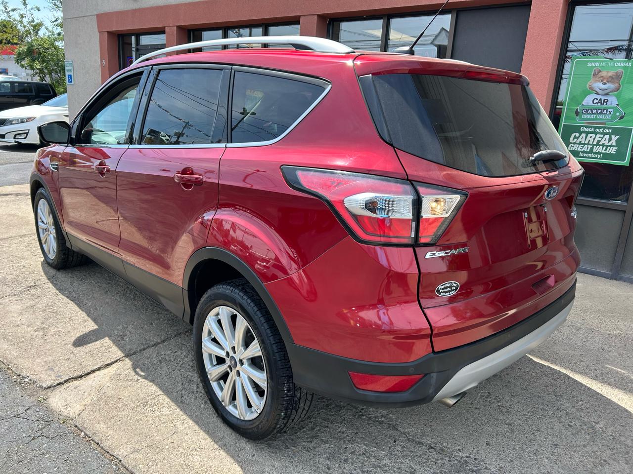 Ford Escape Titanium 4WD 2017
