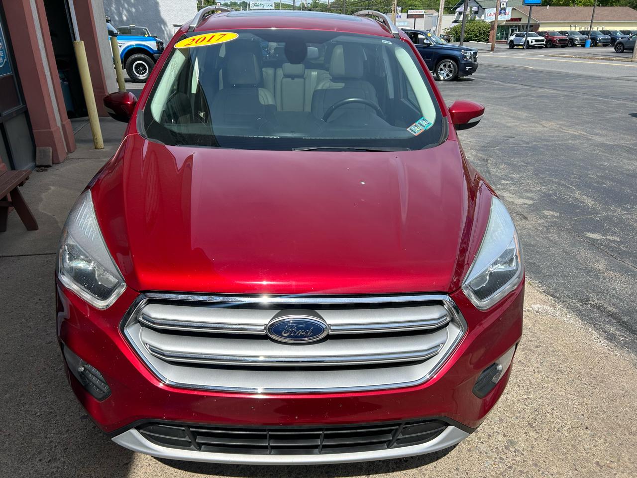 Ford Escape Titanium 4WD 2017