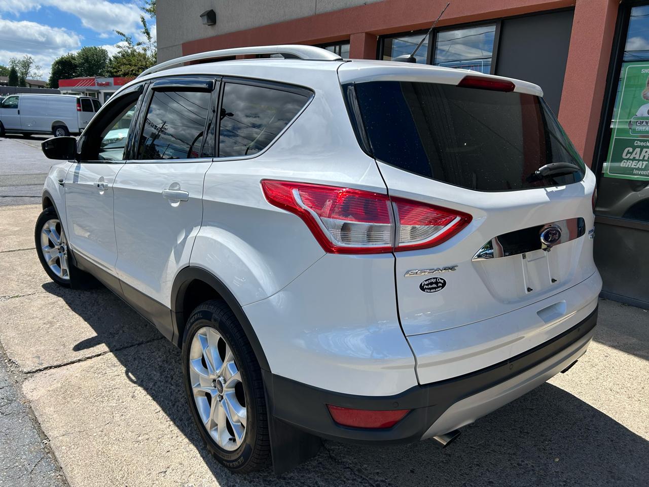 Ford Escape Titanium 4WD 2016