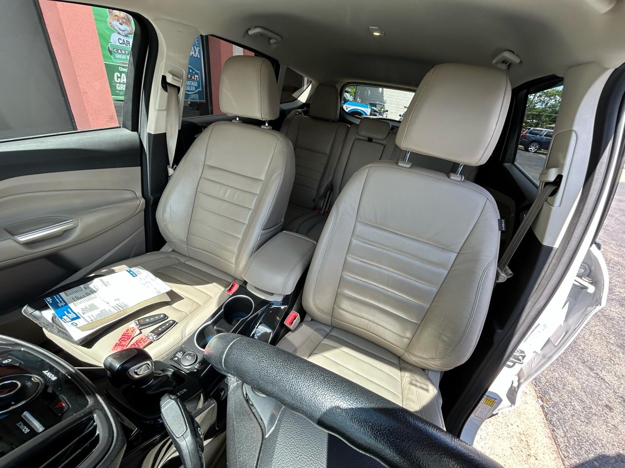 Ford Escape Titanium 4WD 2016