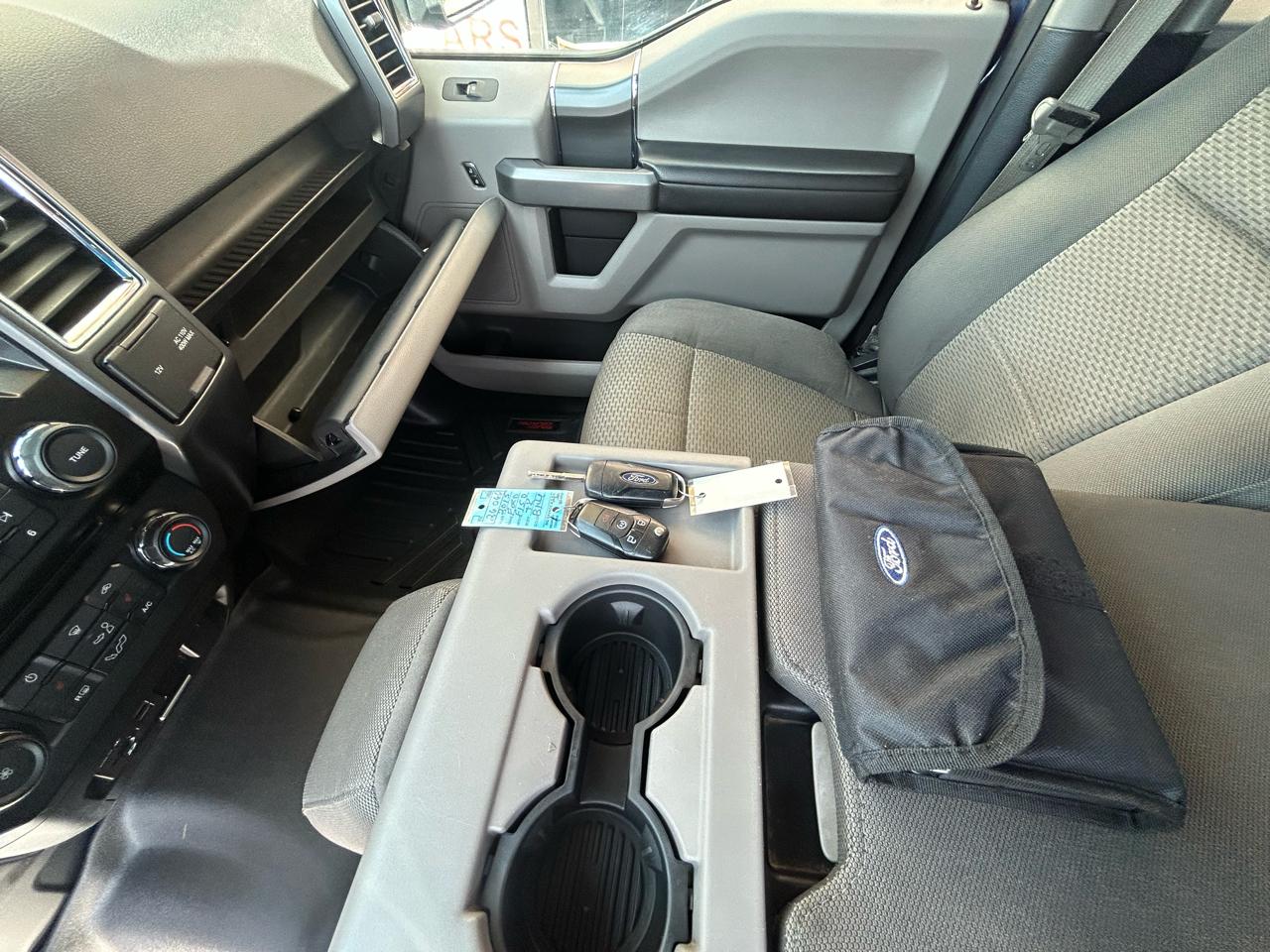 Ford F-150 XLT SuperCrew 5.5-ft. Bed 4WD 2015