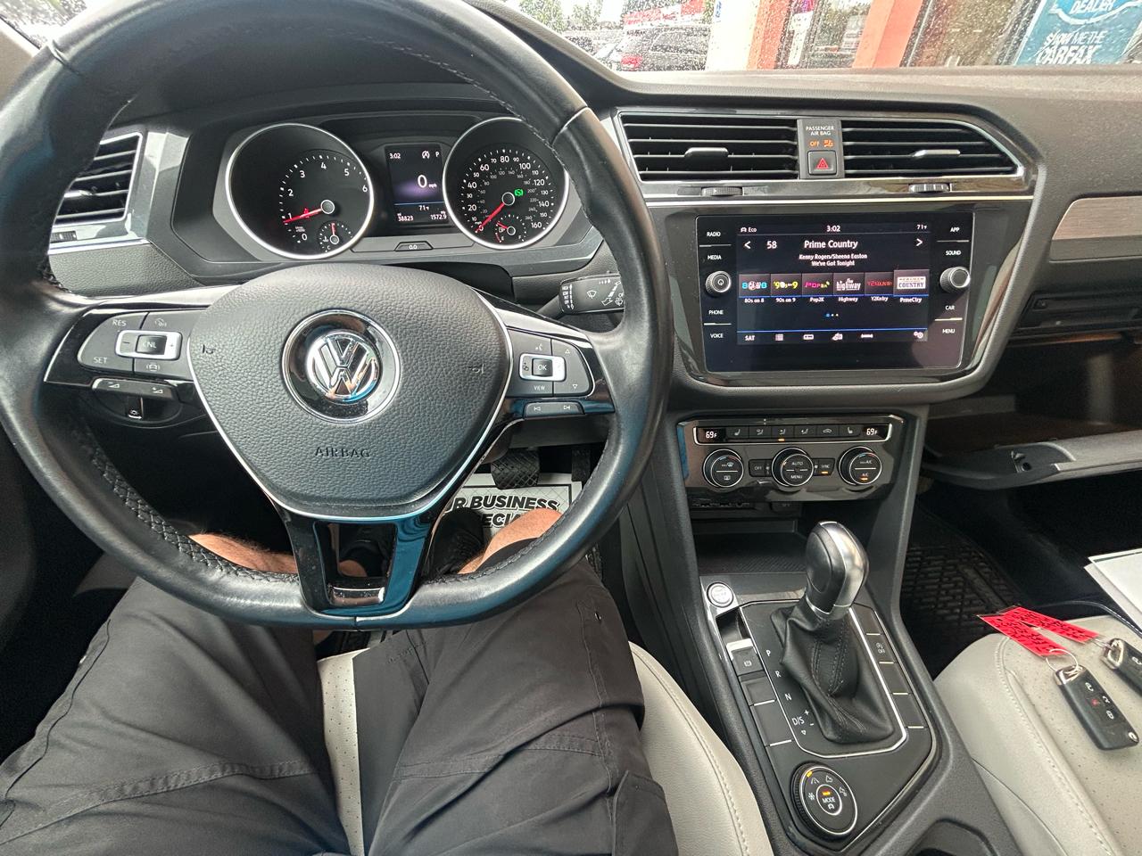 Volkswagen Tiguan SEL 4Motion AWD 2019