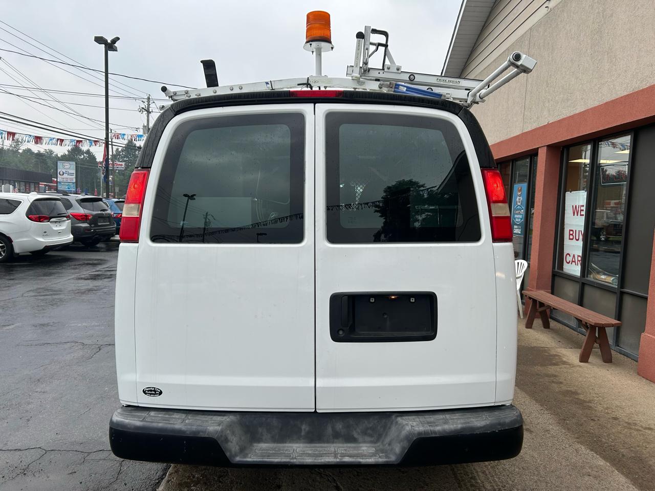 Chevrolet Express 2500 Cargo 2012